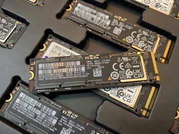 Ổ cứng SSD Samsung PM9A1 - 1TB - M2 NVMe Gen4x4 (600TBW)